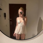 aliceehilton (Alice Hilton) OnlyFans Leaked Pictures and Videos 

 profile picture