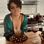 bakedbermuda OnlyFans Leaks 

 profile picture