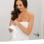 Becca @baldwinbecca_ Leaked OnlyFans 

 profile picture