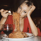 carolinevreeland (Caroline Vreeland) OF Leaked Pictures & Videos [FREE] profile picture