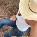 Onlyfans leak countrymomshay 

 profile picture