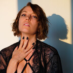 dianearmoiz (Diane Armoiz) OnlyFans Leaks 

 profile picture