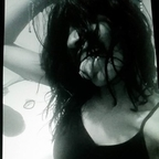 Faniia.L (fania) Leak OnlyFans 

 profile picture