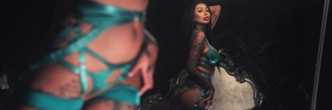 Header of hollie_stafford