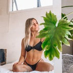 Holly @hollylomas Leaked OnlyFans 

 profile picture