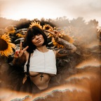 honiiipeach (𝓱𝓸𝓷𝓮𝔂 🍑) OnlyFans Leaked Videos and Pictures 

 profile picture