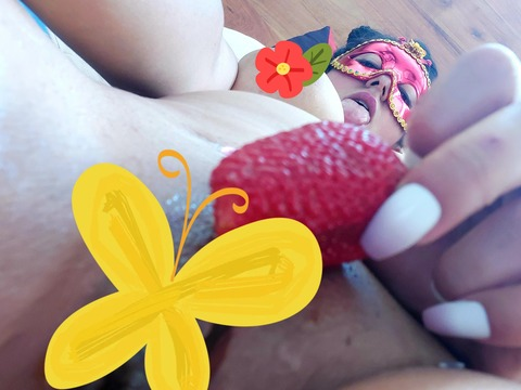 Header of hotgirl543