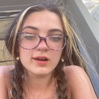 Trippy Hippie🍃🍄 (@indicaorsativa) Leak OnlyFans 

 profile picture