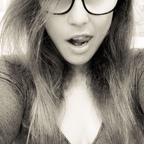 La del tercero y el vecino @lavecinao Leaked OnlyFans 

 profile picture