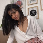 Download lindalovecam OnlyFans content for free 

 profile picture