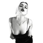 lunasblues OnlyFans Leak 

 profile picture