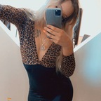 lyylyy (Lyly 💕) OnlyFans Leaked Pictures and Videos 

 profile picture
