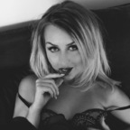 nanoevaesenfree (Nanoe Vaesen FREE) OnlyFans content 

 profile picture