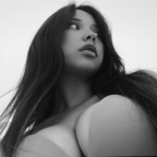 nicolleveav (nicolle) OnlyFans Leaked Pictures and Videos 

 profile picture