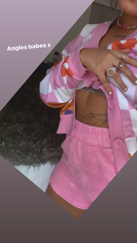 Header of poppinmolly04