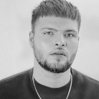 Reverón (@reveron) Leaked OnlyFans 

 profile picture