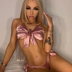 saskia (@saskia_violet) Leak OnlyFans 

 profile picture