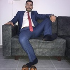 Suited Daddy @suitedman Leaked OnlyFans 

 profile picture