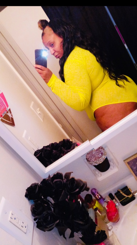 Header of throatgawdxxx