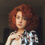 VAL NOIR 🦊 (@valnoir) Leaks OnlyFans 

 profile picture