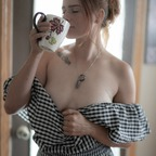 Mira (@xmiraxjanex) Leaked OnlyFans 

 profile picture