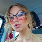xoxorave (Raven) OnlyFans content 

 profile picture